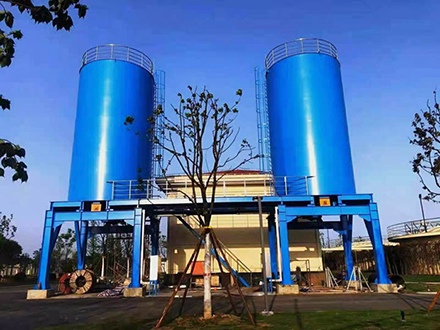 SDMC Round Silo System on blue background1